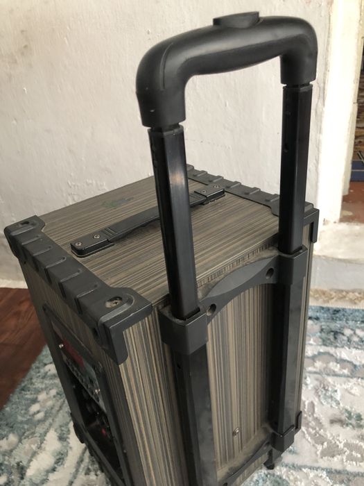 Портативная колонка