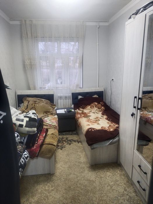 3 xonali dom sotiladi