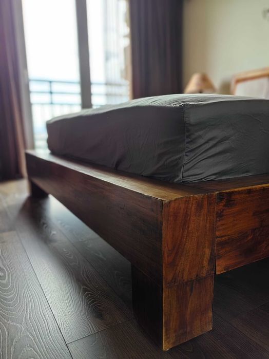 легло King Size от тиково дърво 160x200