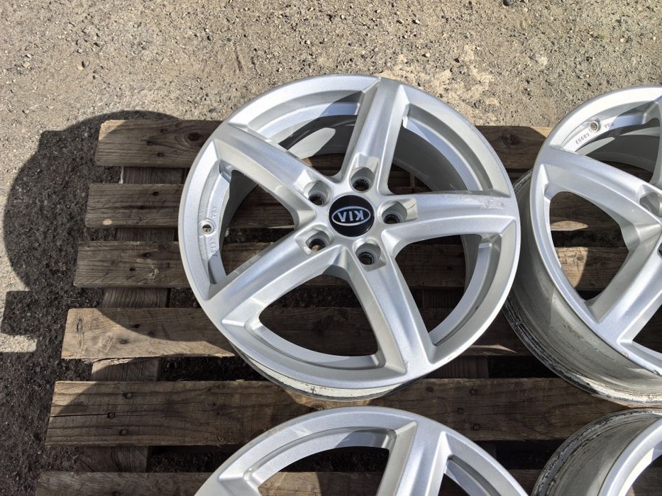 16 цола 5 х 114,3 мм КИЯ / Хюндай / Мазда / Митсу - 6,5 Инча / ЕТ 48,5