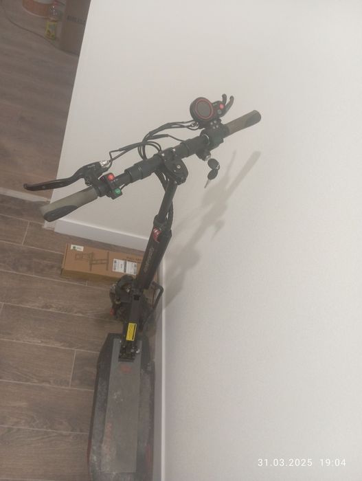 Продам электро самокат Kugoo M4 pro kirin б/у