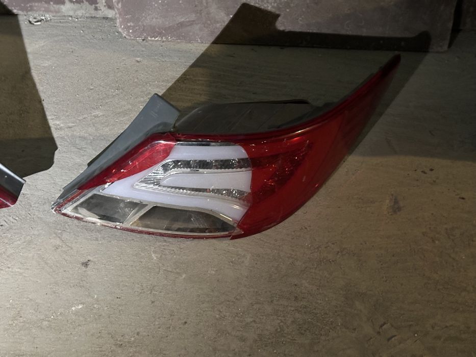 Задние фары Hundai Accent