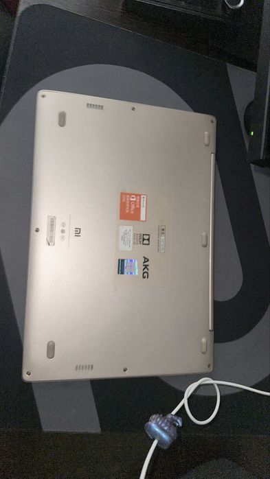 Xiaomi Mi Notebook Air (2016)