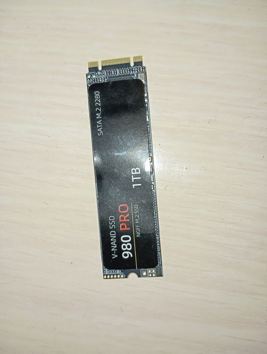Sata M.2  1024gigabyte