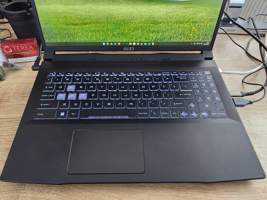 Laptop Gaming MSI Crosshair 16/ 64GB DDR5/ RTX 4070/ i7 Gen 13