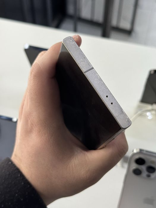 Samsung S24 Ultra 512gb ozu 12