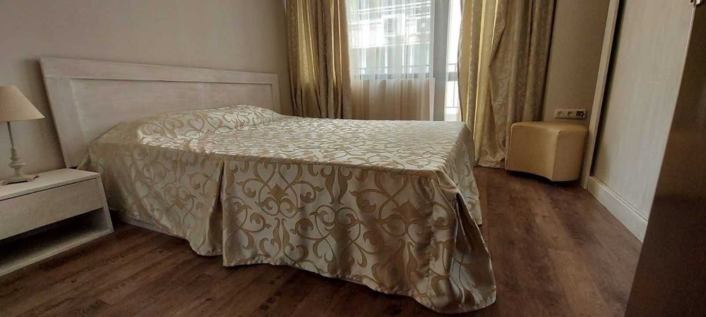 Дава се под наем Двустаен апартамент в Варна, Базар Левски - 76 кв.м за 548.25 € - Снимка #3