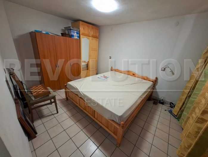 Продава се Къща в Дупница - 248 кв.м за 718 €/кв.м - Снимка #20