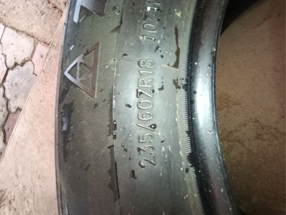 Продам комплект летней 235/60R18