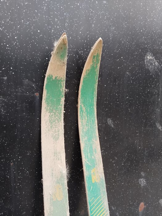 Продам б/у лыжи,