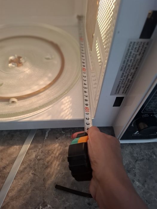 Cuptor cu microunde