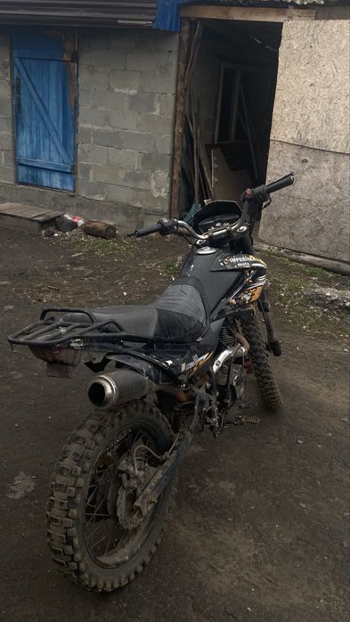 Продам мотоцикл пантера два 250 имеется торг