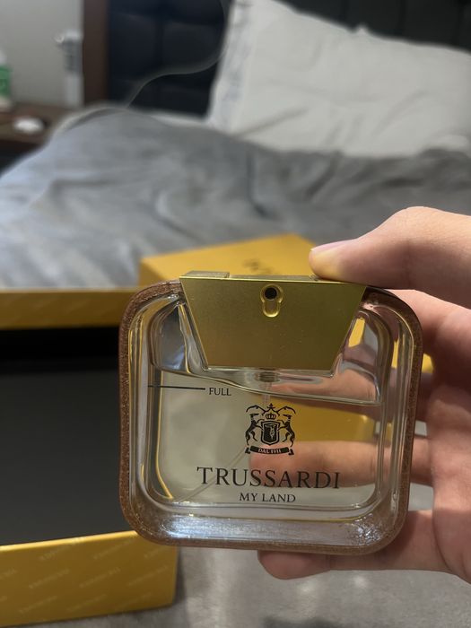 Trussardi парфюм