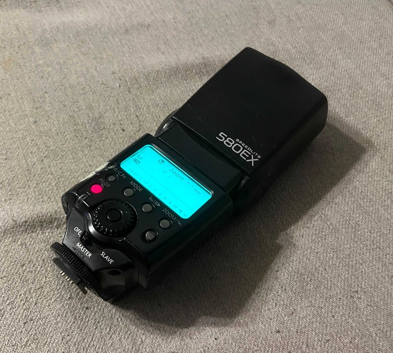 Blit Canon Speedlite 580EX profesional E TTL puternic