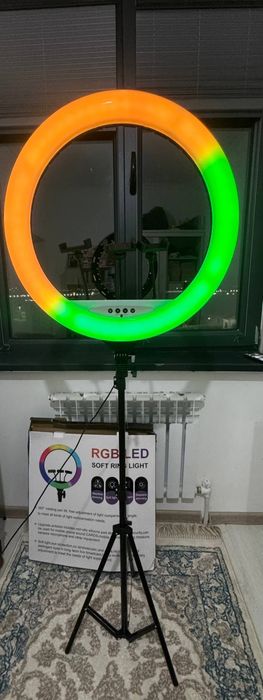 RGB Lampa Yangi hali ishlatilinmagan Salafanlari bilan 100% ishlidi