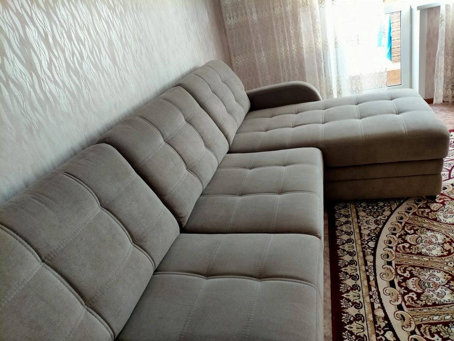 Продам диван угловой