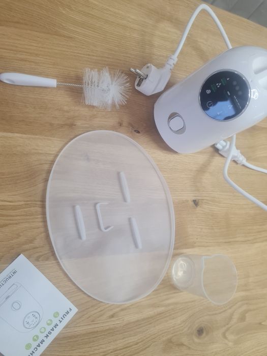 Aparat de facut masti faciale