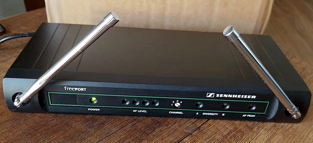 Beyerdynamic MMX Sennheiser EM1- C diversity receiver 742,5 - 744,5MHz