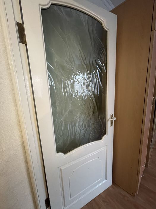 Продам двери б/у