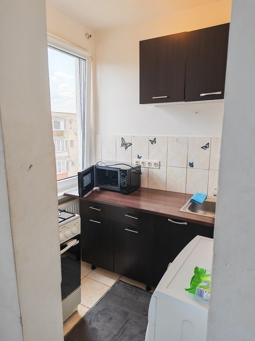 Închiriez garsonieră