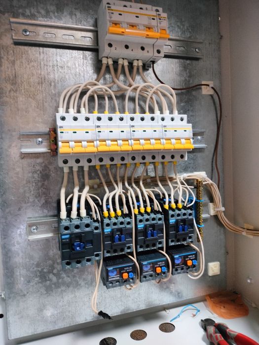 Электрик профессионал