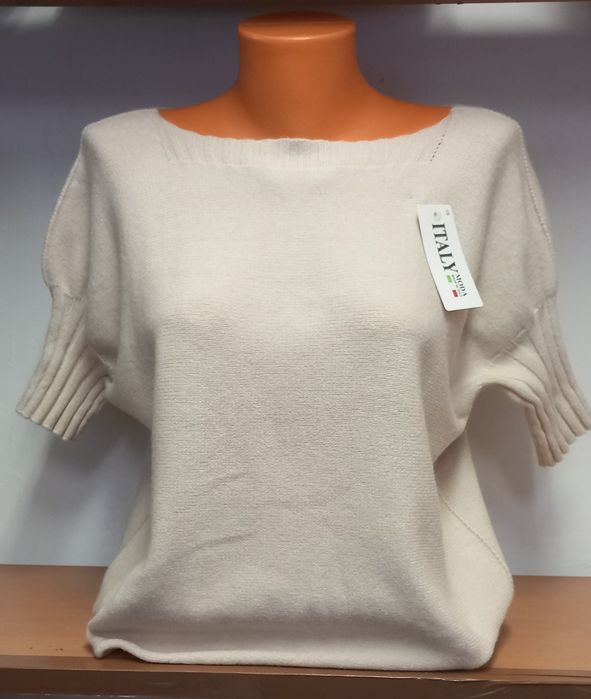 Дамска блузка плетиво с къс ръкав