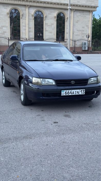Тойота карина е! 1.8