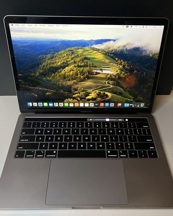 MacBook PRO 13’ Touch Bar 2019 в идеальном состоянии