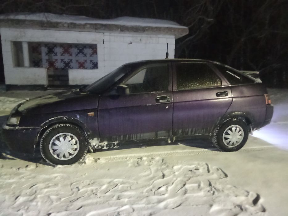 Продам ваз 2112 .