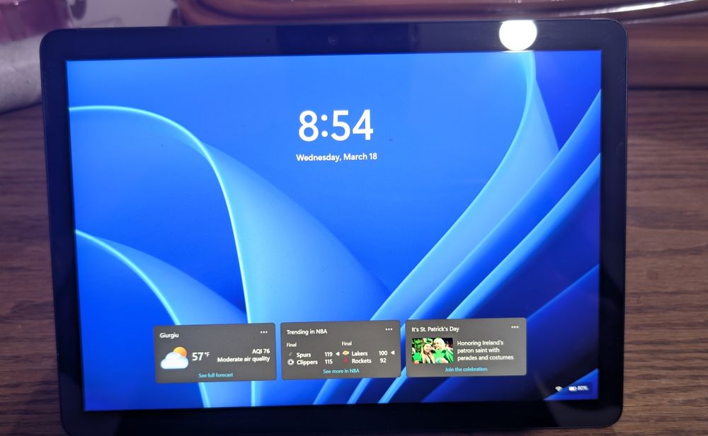 Microsoft surface Go 3 că noua.