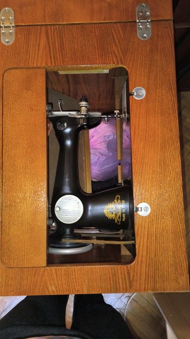 Крачна шевна машина