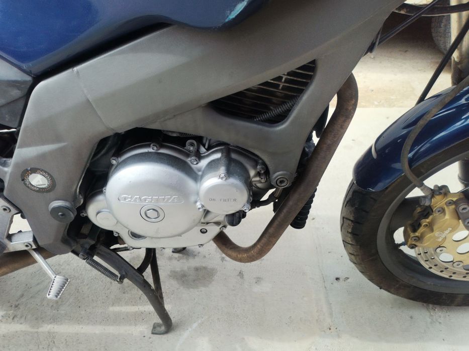 Само на части cagiva river 600