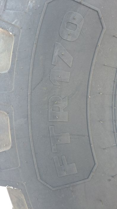 Продам шину 560/60R22,5