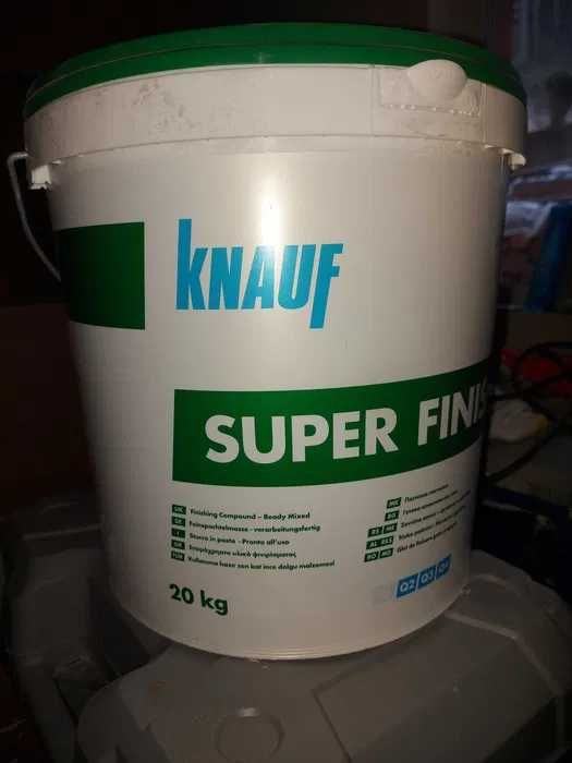 Готова шпакловка и фугопълнител Knauf Супер финиш 20 кг