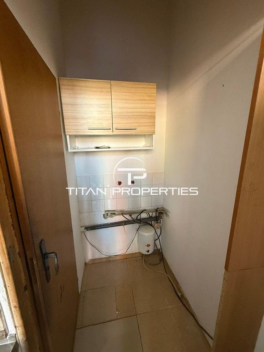 Дава се под наем Магазин в Бургас, Възраждане - 22 кв.м за 239.19 € - Снимка #2