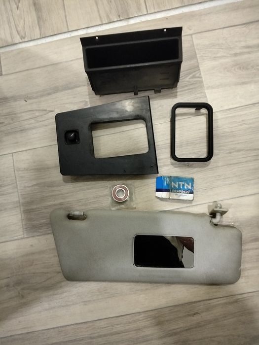 Продам запчасти на Мерседес Сешку