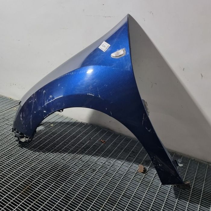 Aripa Stanga Fata Dacia Sandero 2 2012 - 2016 4 Usi Bleu Cosmos TERPR (1472)