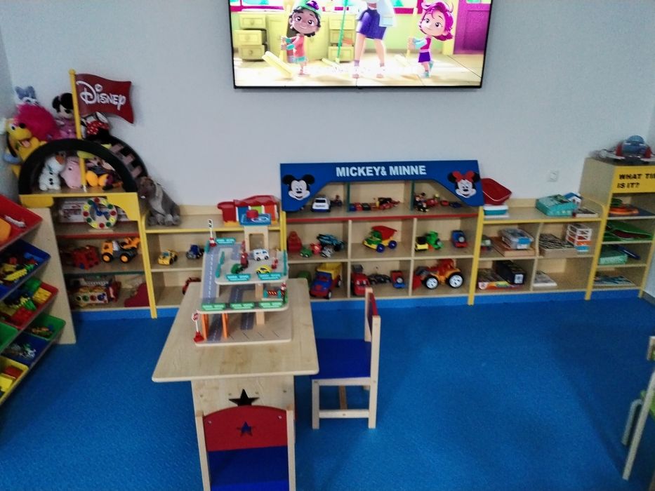 Обзавеждане за детски клуб