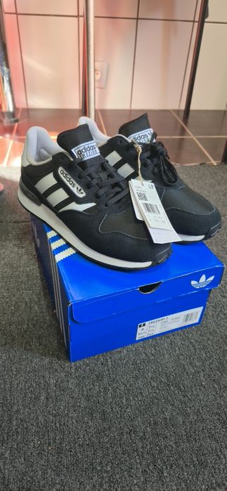 Adidas marimea 41