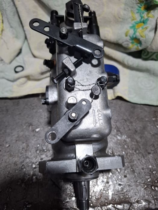 Pompa injecție tractor sau aro