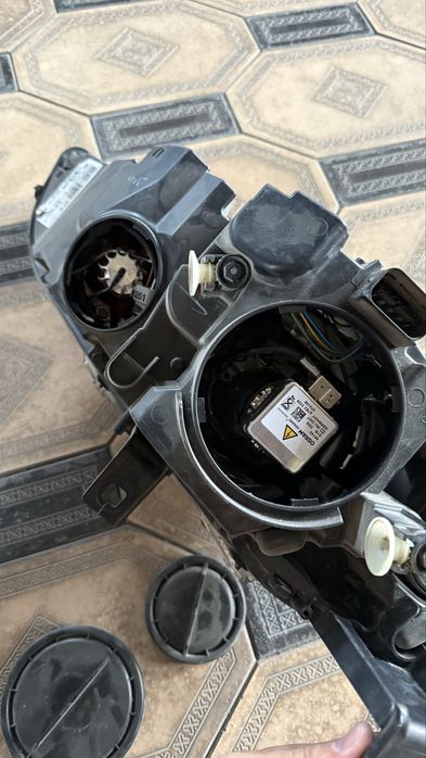 Фара BMW x6 Hella
