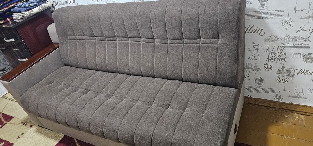 Продаётся диван уголок в отличном состоянии