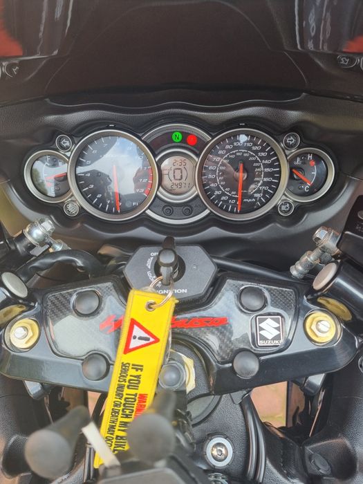 Vând suzuki hayabusa