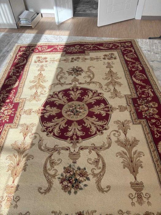 ковер б/у в отличном состоянии 2*3 метра