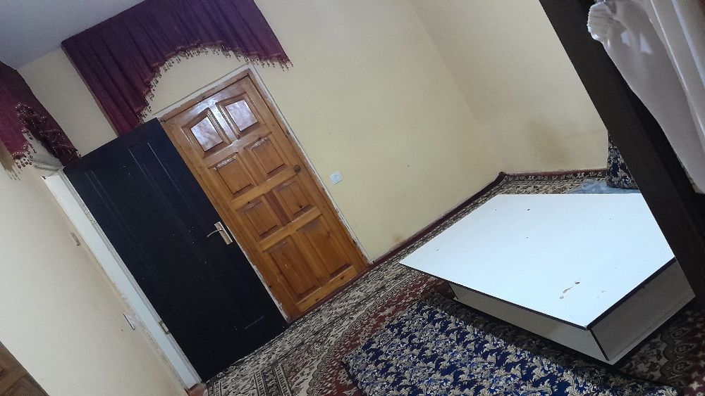 Kvartira qizlarga Metro Yonida