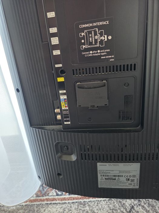 TV Samsung  de 108 cm