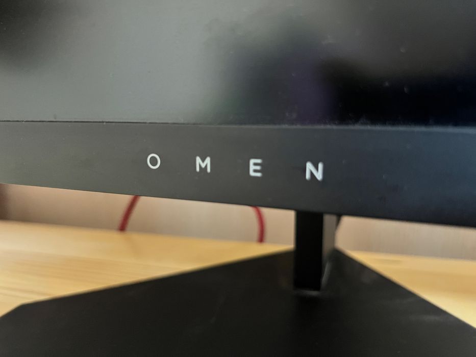 Монитор OMEN гнутый большой