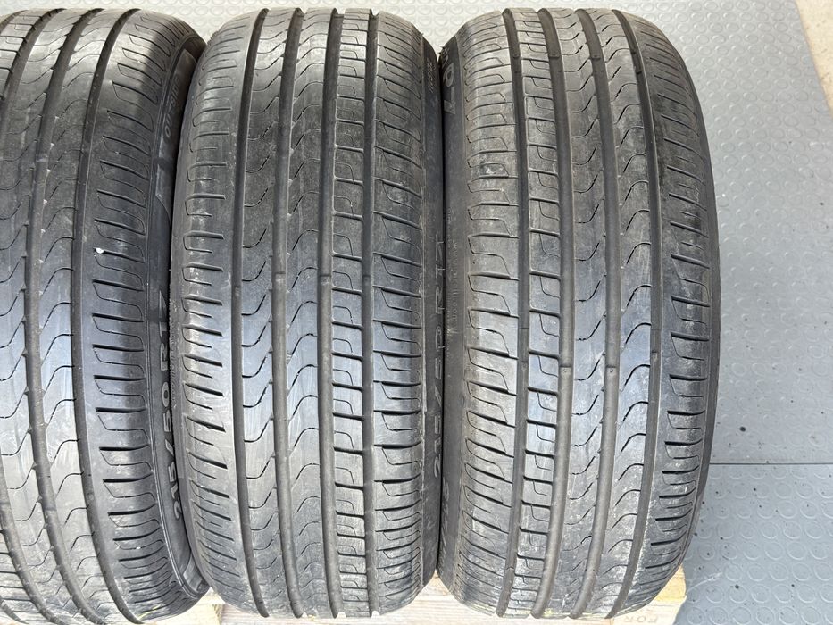 4бр. ОТЛИЧНИ Летни Гуми С Борд 215/50R/17 -PIRELLI- DOT:2018- 6.6мм+6.1мм *120€ за Комплект*