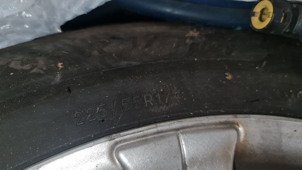 Алуминиеви джанти с нови гуми Mishelin Alpin 6 225/55/R17