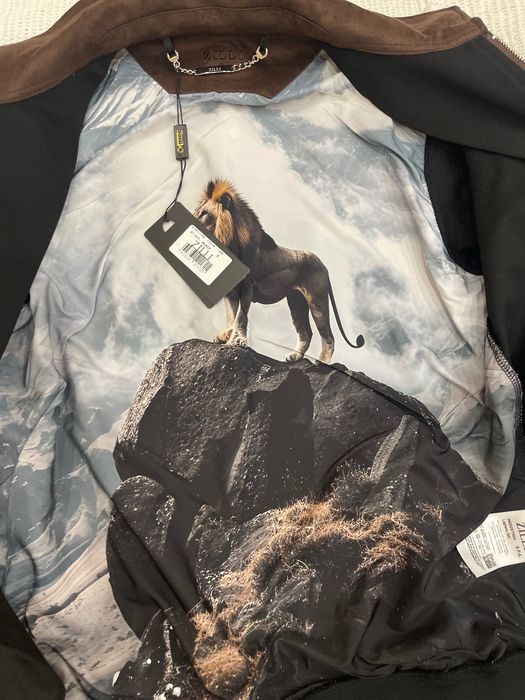 Мужской спортивный костюм